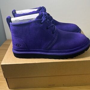 NWT Womens Ugg Neumel 6, Suede‎ Fur Lined Bootie